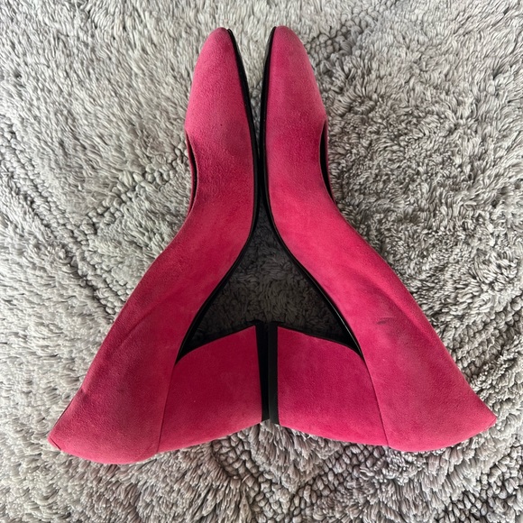 Heels - Picture 2 of 4